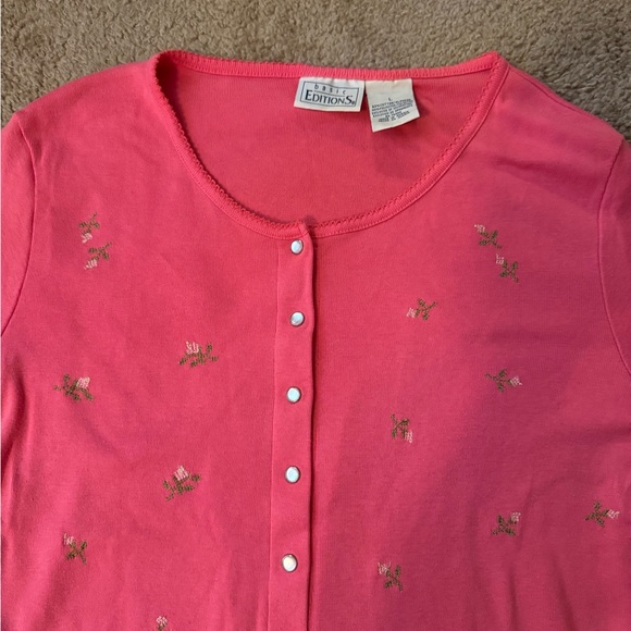 Women’s Vintage Pink Button-Up Shirt - Picture 2 of 3